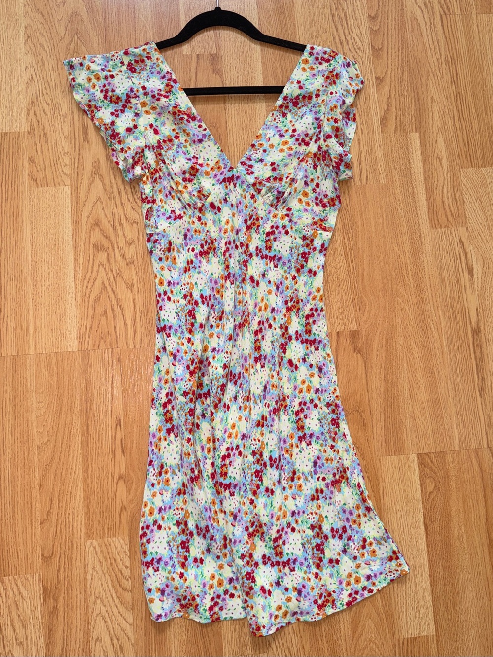 NWT Rails Floral V-Neck Womens Mini Dress -White/Red/Yellow/Blue- silk style xs